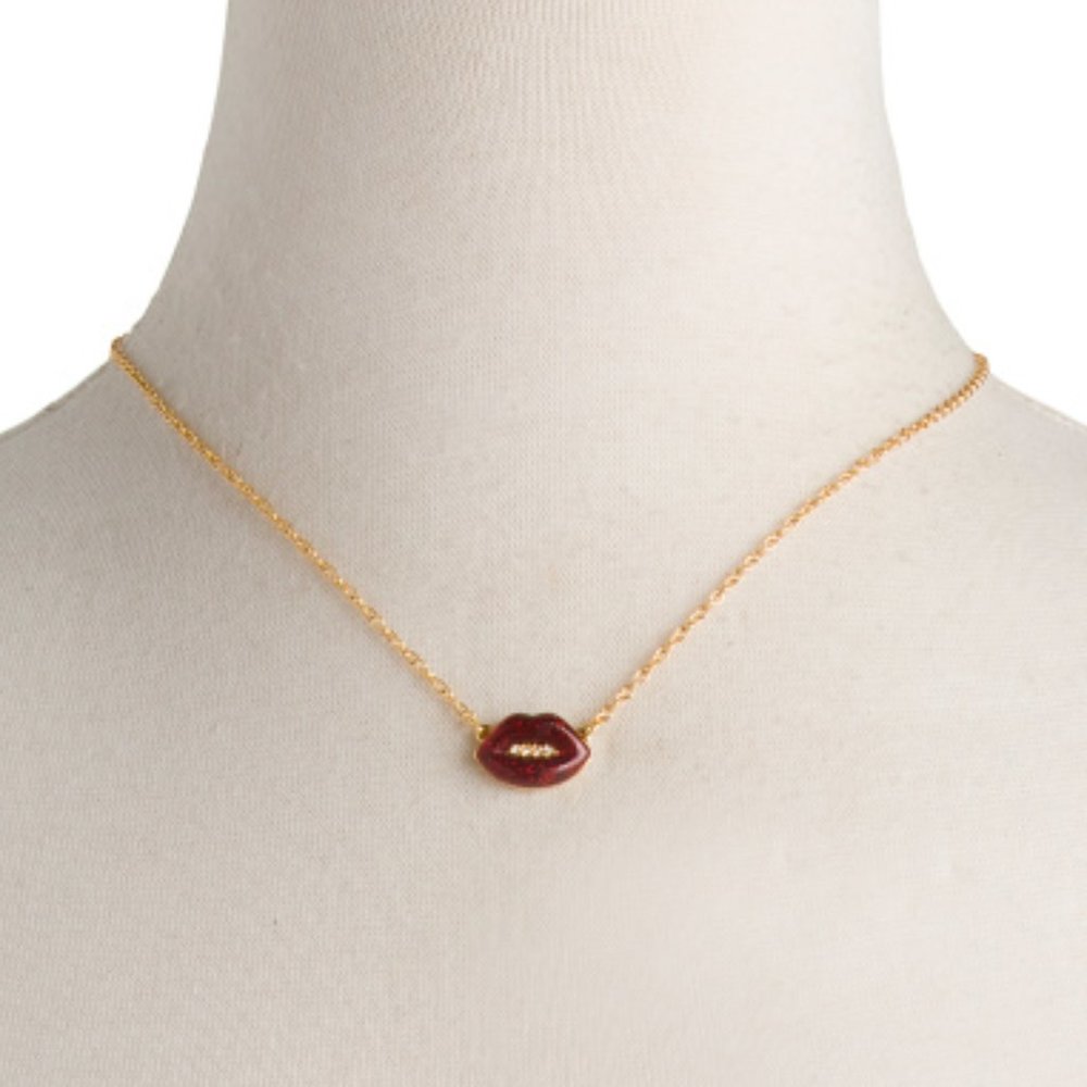 KURT GEIGER Lips Pendant Necklace Glitter Red Gold